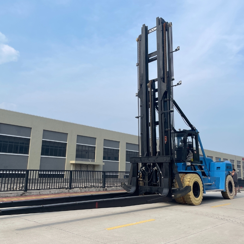 Carretilla Elevadora para Marina SOCMA HNF-250 para Elevación de Barcos en Marinas